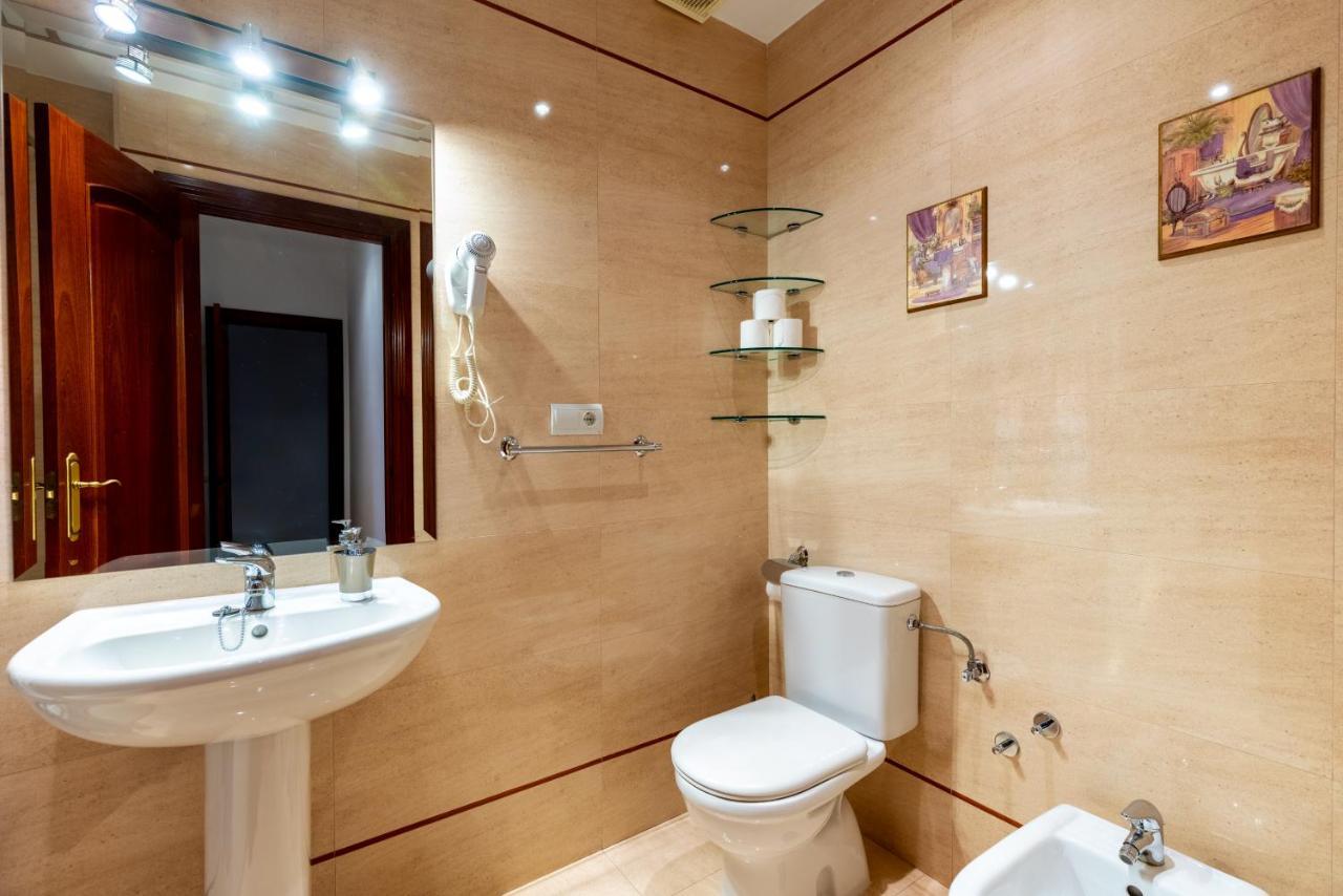 Center Of Seville! Luxury Apartment In Sevillian Manor House! Exterior foto